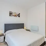 Daniela By Interhome شقة